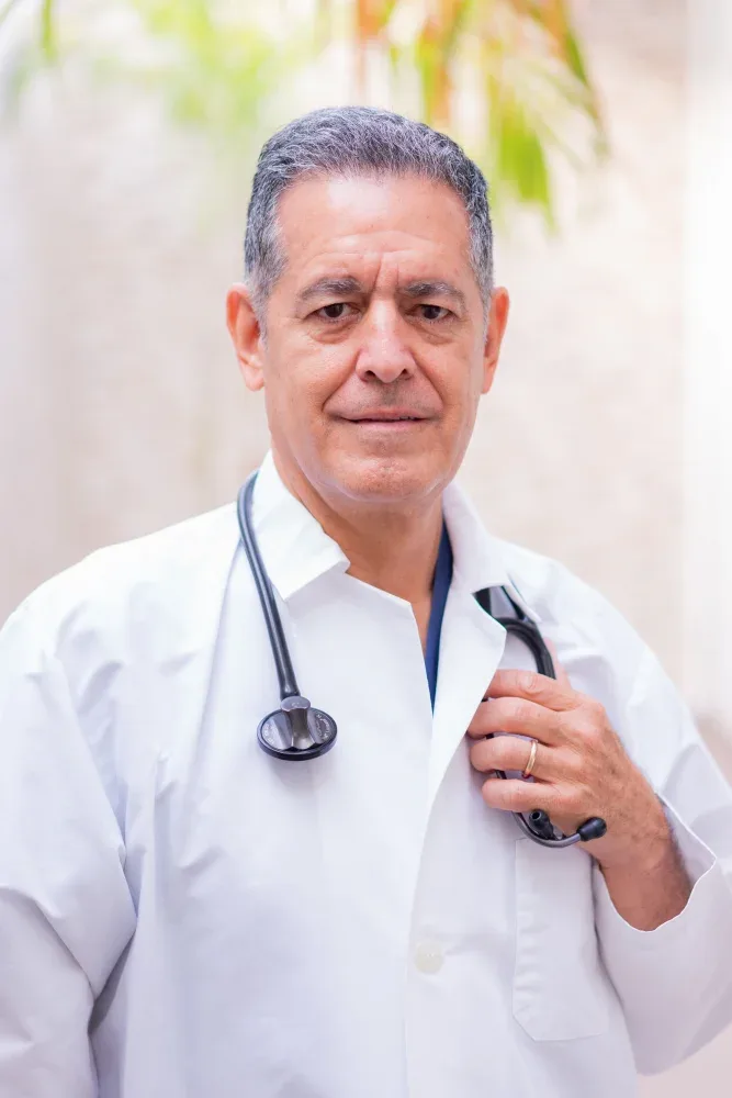 Dr. Thomas Thompson